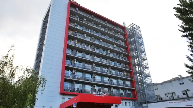 Двамата пострадали в катастрофата рано тази сутрин в София са в тежко състояние