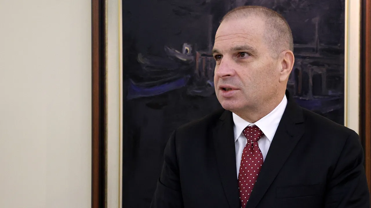 Караджов подаде сигнал до ЕК за ситуацията на границата ни с Гърция