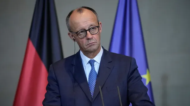 Мерц: Виждам много нерешени проблеми по отношение на мирните преговори за Украйна