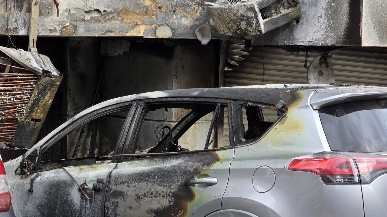 Подпалиха двете коли на жена, която се бори с незаконните постройки кв. "Филиповци"