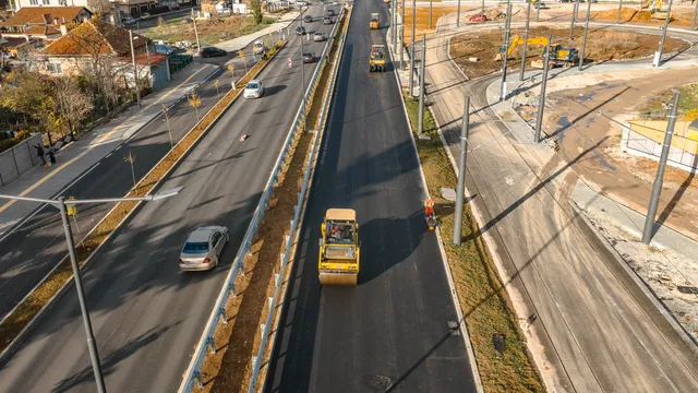 Отварят за движение новоизграденият участък от бул. „Рожен“