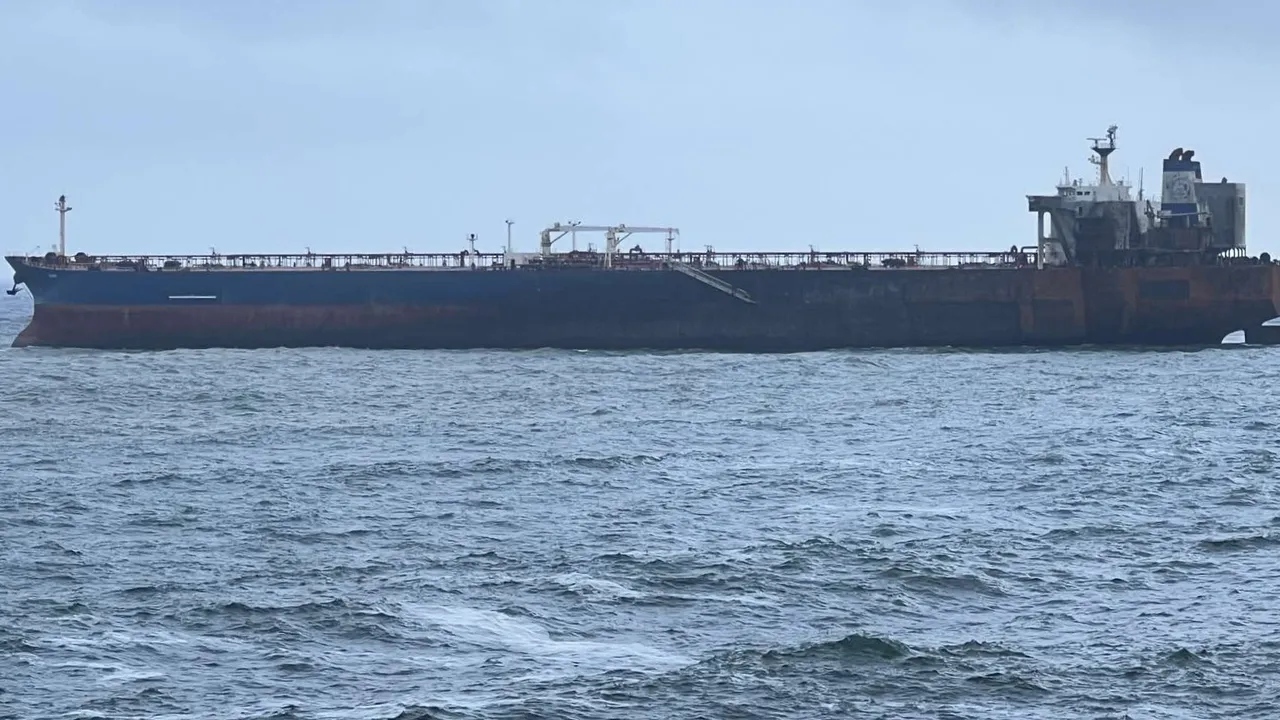 Започна операцията по изтеглянето на "Кайрос"