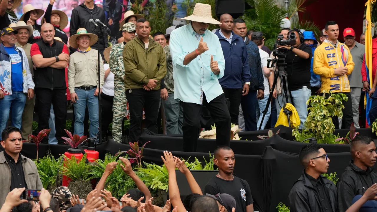 Съюзниците на Венецуела осъдиха конфискацията на петролен танкер от САЩ