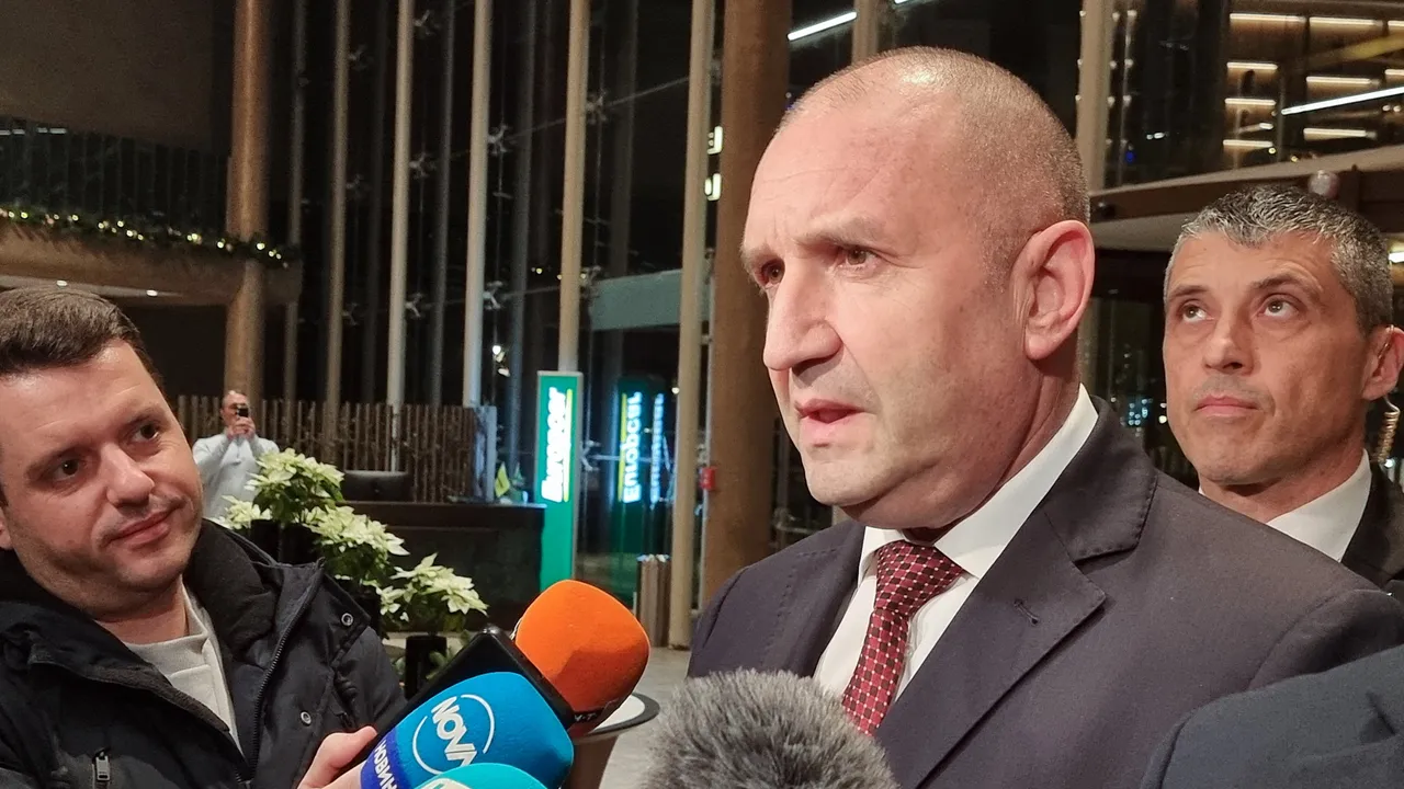 Политолози очакват оставката на президента Румен Радев