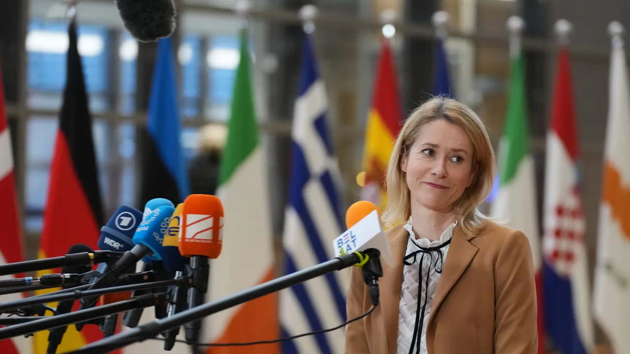 ЕС подготвя нов пакет санкции: удари срещу „сенчестия флот“ и схемите за заобикаляне на ограниченията