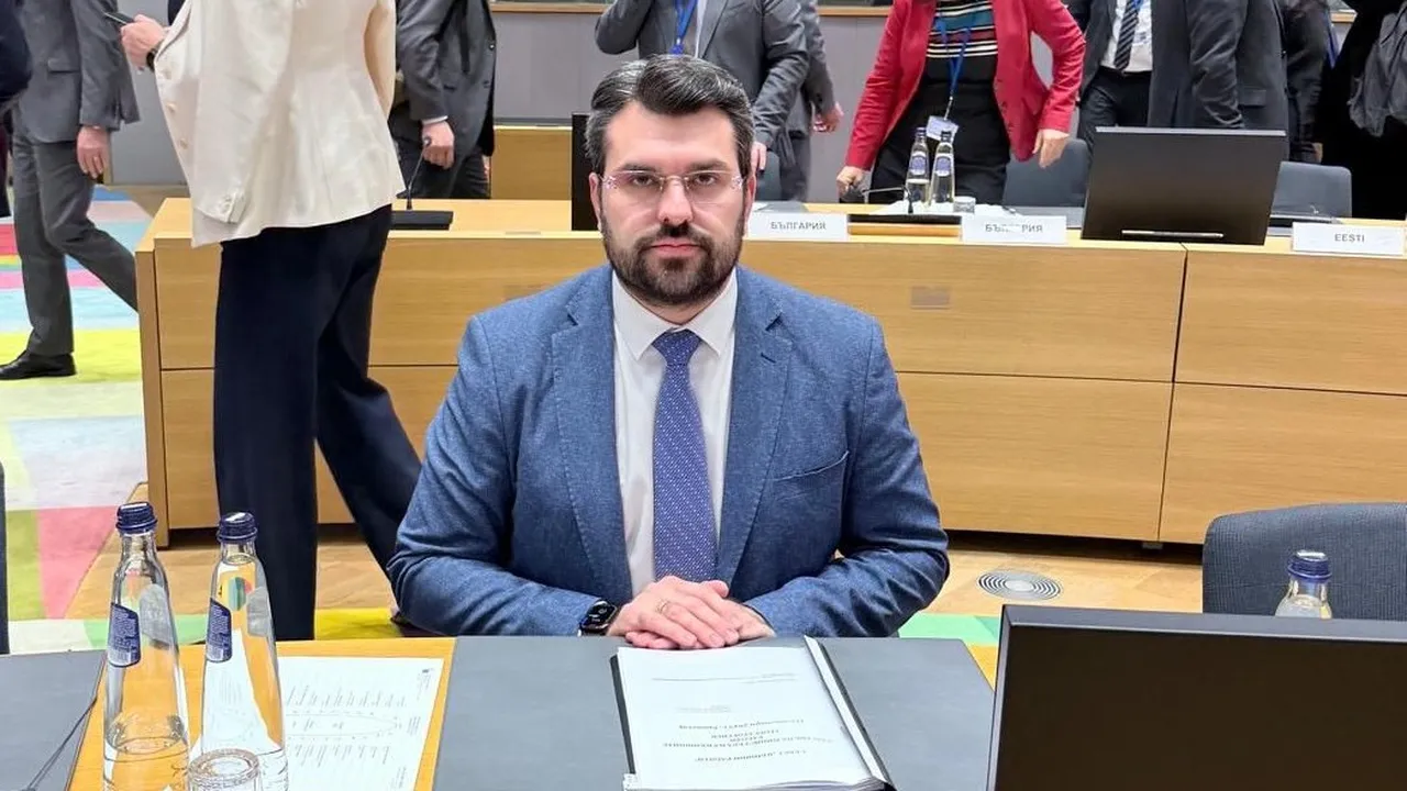 Георг Георгиев: Единствено Украйна има правото да взема решения по чувствителни въпроси, включително и териториални