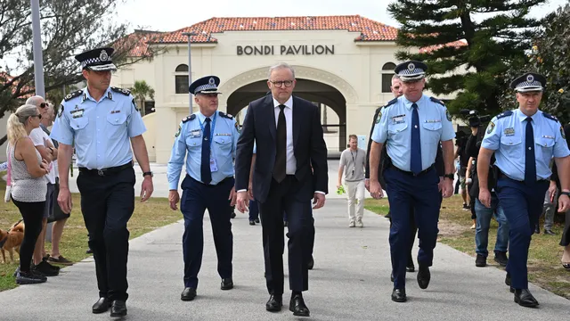 Австралийските власти: Атентатът на Бондай е терористична атака, вдъхновена от „Ислямска държава“