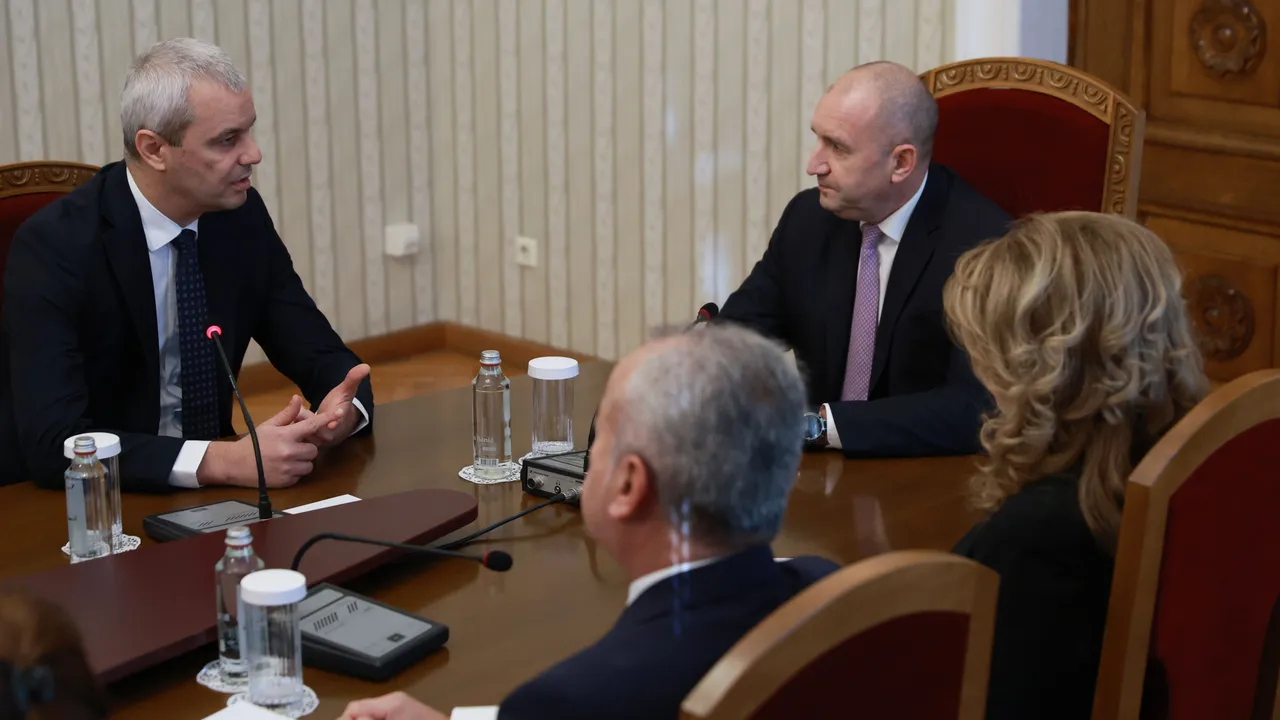 От "Възраждане" поискаха избори през март