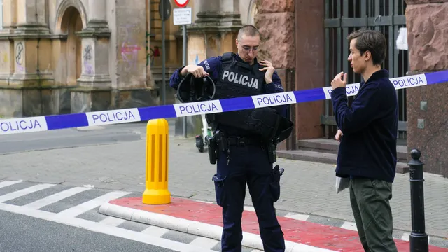 Полските служби осуетиха планиран атентат на коледен базар
