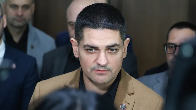 „40–50 секунди го търпях“: Василев за сблъсъка в НС