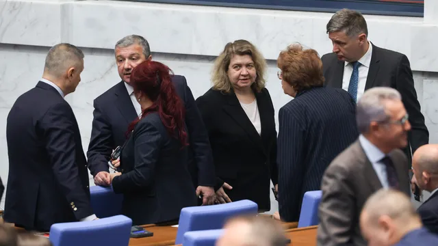 Парламентът прие на първо четене удължителния бюджет за 2026 г.