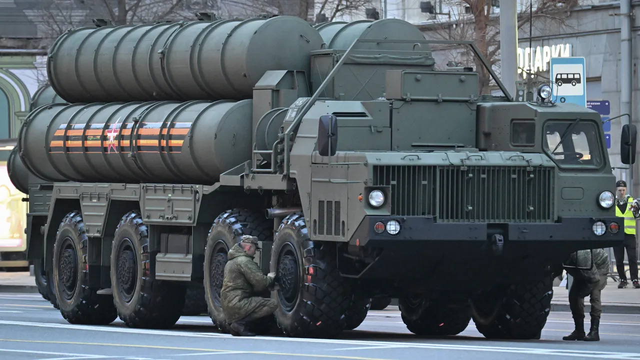 Русия обяви въвеждането в бойно дежурство на първия полк със системи С-500