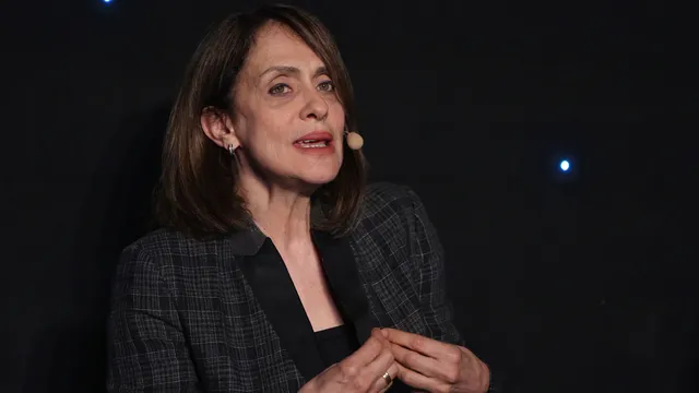 Надежда Нейнски: Еврозоната е изключително постижение