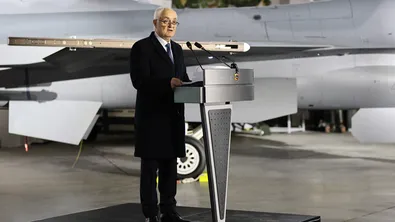 Запрянов: Всички осем самолета  F-16 Block 70  вече са в базата