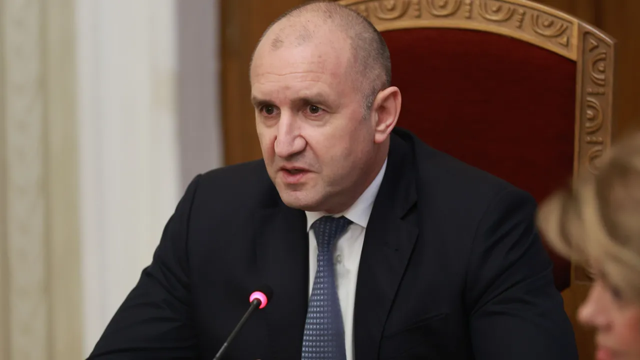 В петък е последният кръг от консултации, президентът приема "Величие"