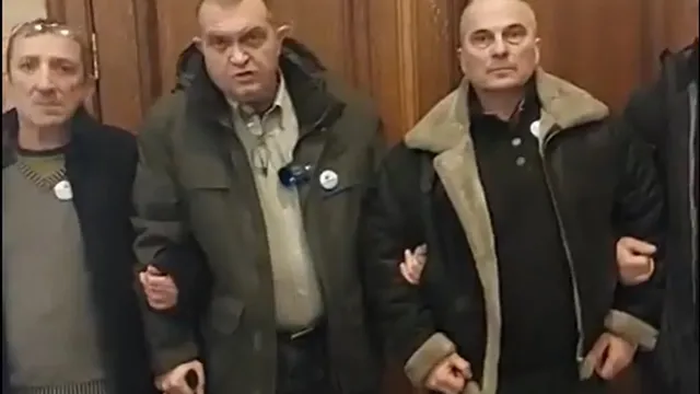 БОЕЦ блокираха кабинета на Сарафов, за да установят, че той не е там