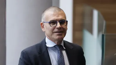 Симеон Дянков: Влошаването на кредитния рейтинг е "жълт картон" за България