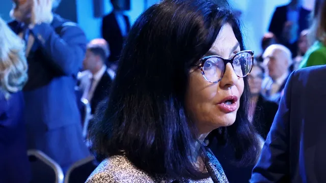 Меглена Кунева: Трябва да си помагаме в първите месеци от влизането ни в еврозоната