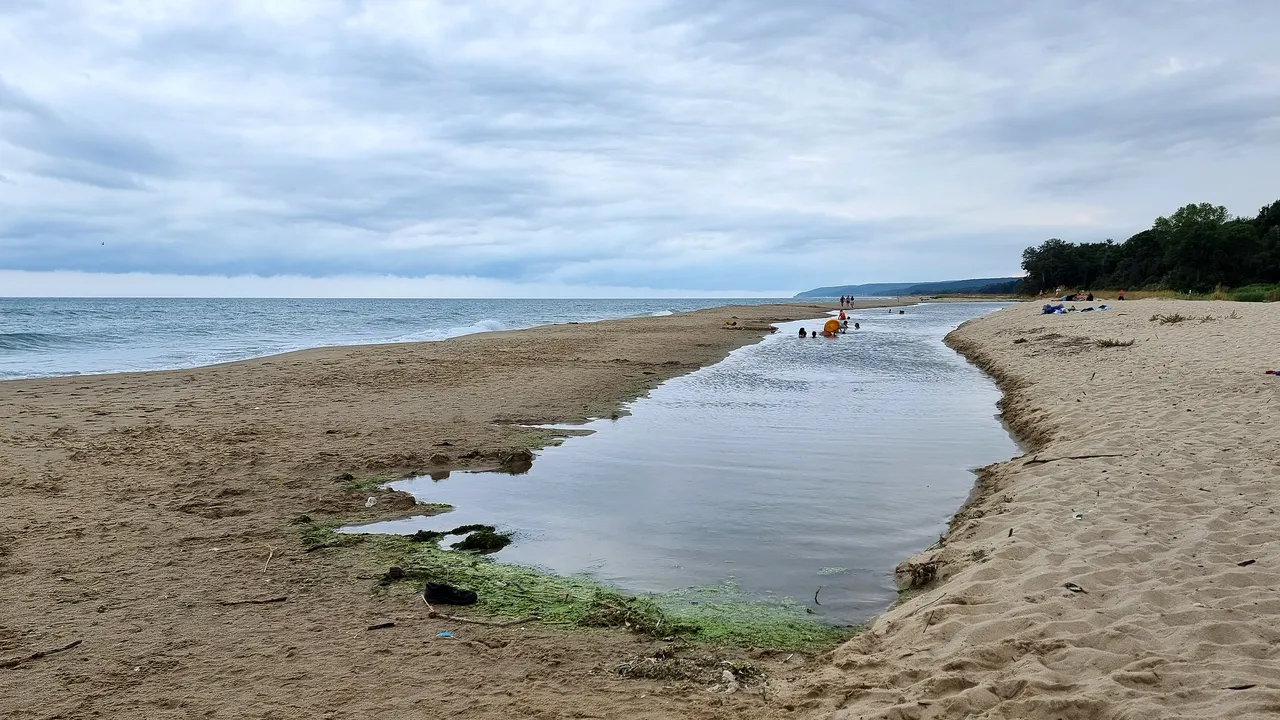 Температурите падат, облачността се увеличава