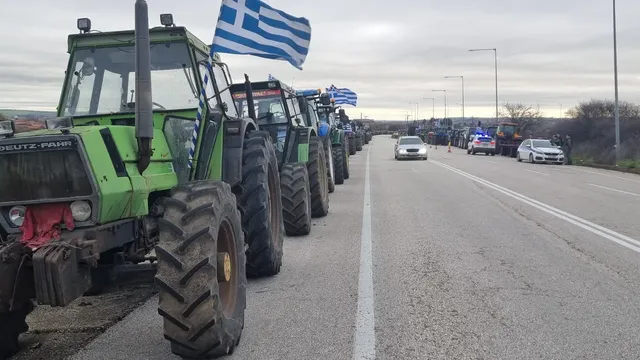 Гръцките фермери вдигат блокадите за празниците