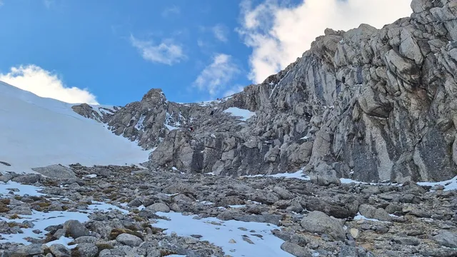 Турист загина след падане по връх Вихрен