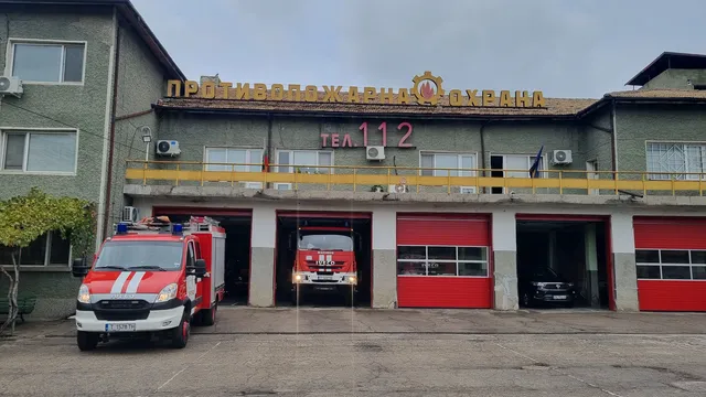 64 пожара за денонощие, без жертви