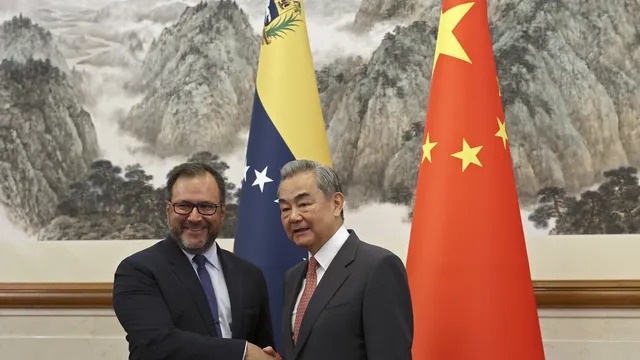 Венецуела: Иран предлага подкрепа при евентуален сблъсък със САЩ