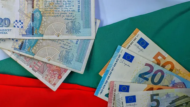 Гръцки колекционери дебнат българския лев