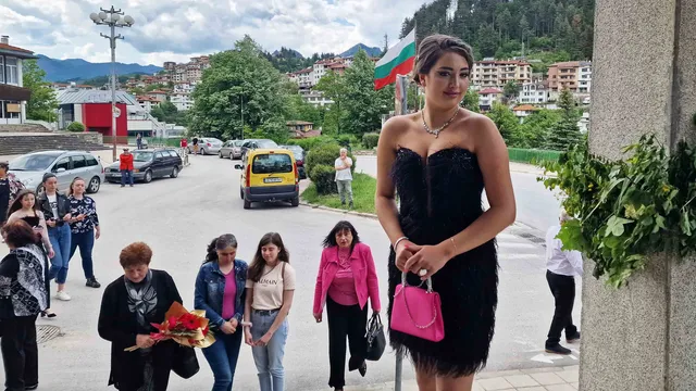 Харалан Александров: Децата общуват повече с компютъра, отколкото с роднини