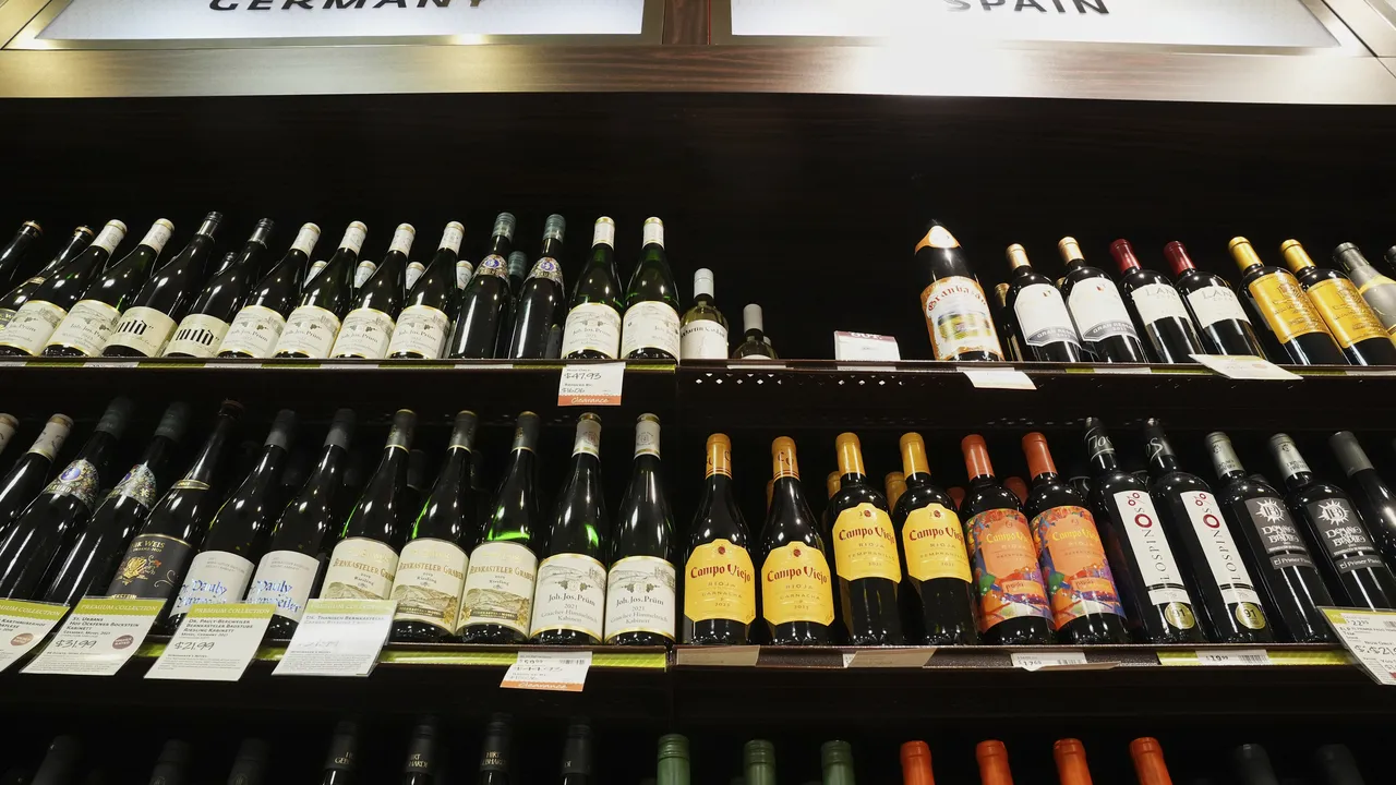 Намалява консумацията на домашно произведена ракия, младите не пият