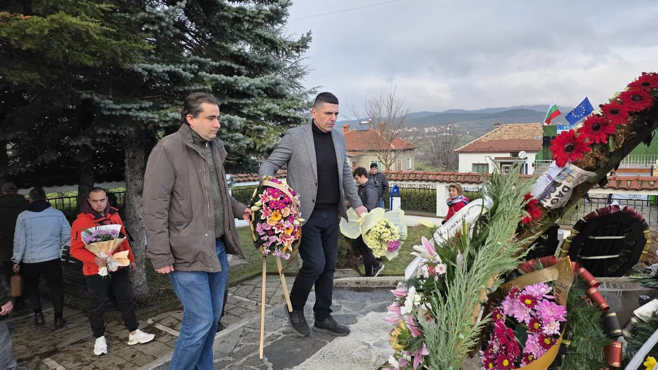 „Да, България“ отдадоха почит на жертвите на Възродителния процес