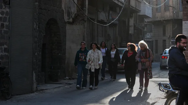 Експлозия в джамия в Сирия уби най-малко петима