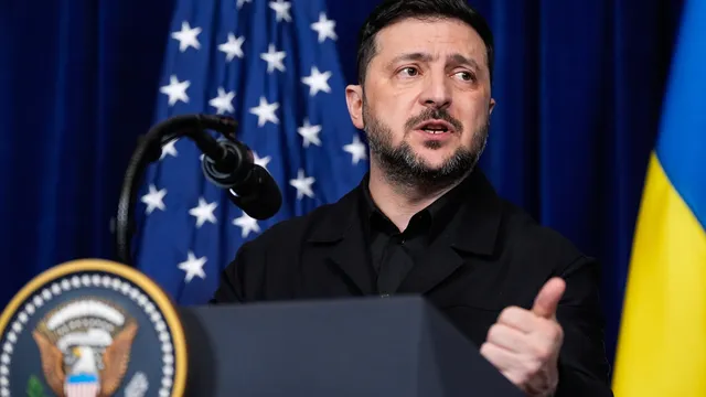 Зеленски нарече "лъжа" изявлението на Лавров за украинска атака срещу резиденцията на Путин и предупреди за удари срещу Киев