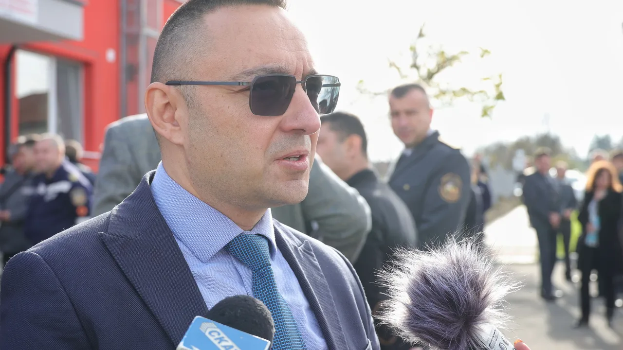 Джартов: Огнеборци дежурят на местата, където има много хора