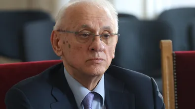 Силви Кирилов след данни за пациенти, били едновременно и в болница, и в казино