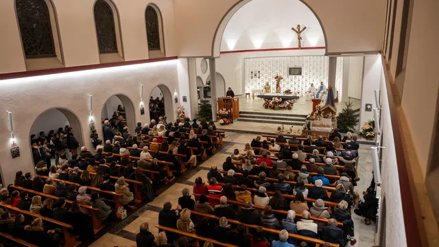 Швейцария обяви петдневен траур заради загиналите в алпийския курорт