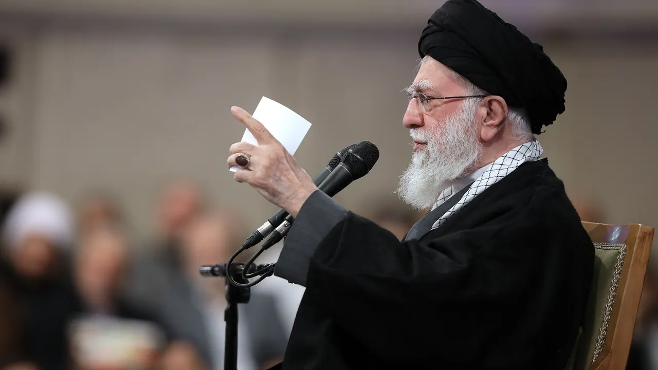 Протестиращите в Иран "имат право", заяви аятолах Хаменей