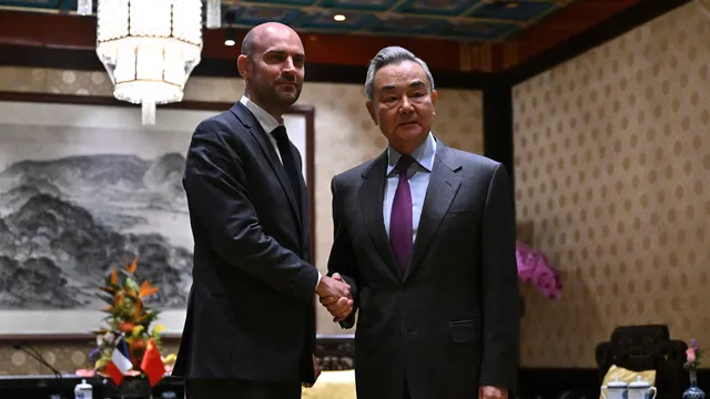 Залавянето на Мадуро: Китай е "дълбоко шокиран", Франция видя нарушаване на правото