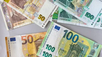 Еврото и парите: Ще се върнат ли измамите от 90-те години
