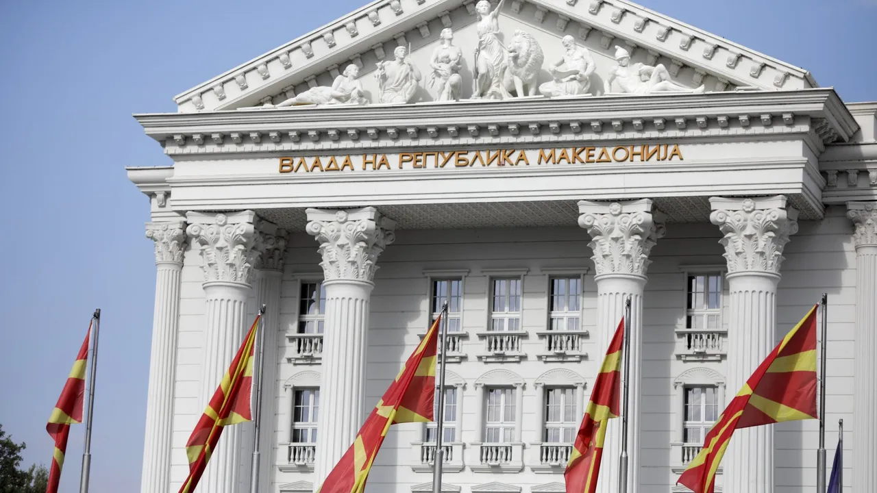 България като вътрешнополитическо оръжие в Скопие: Опозицията обвинява властта в блокиране на пътя към ЕС