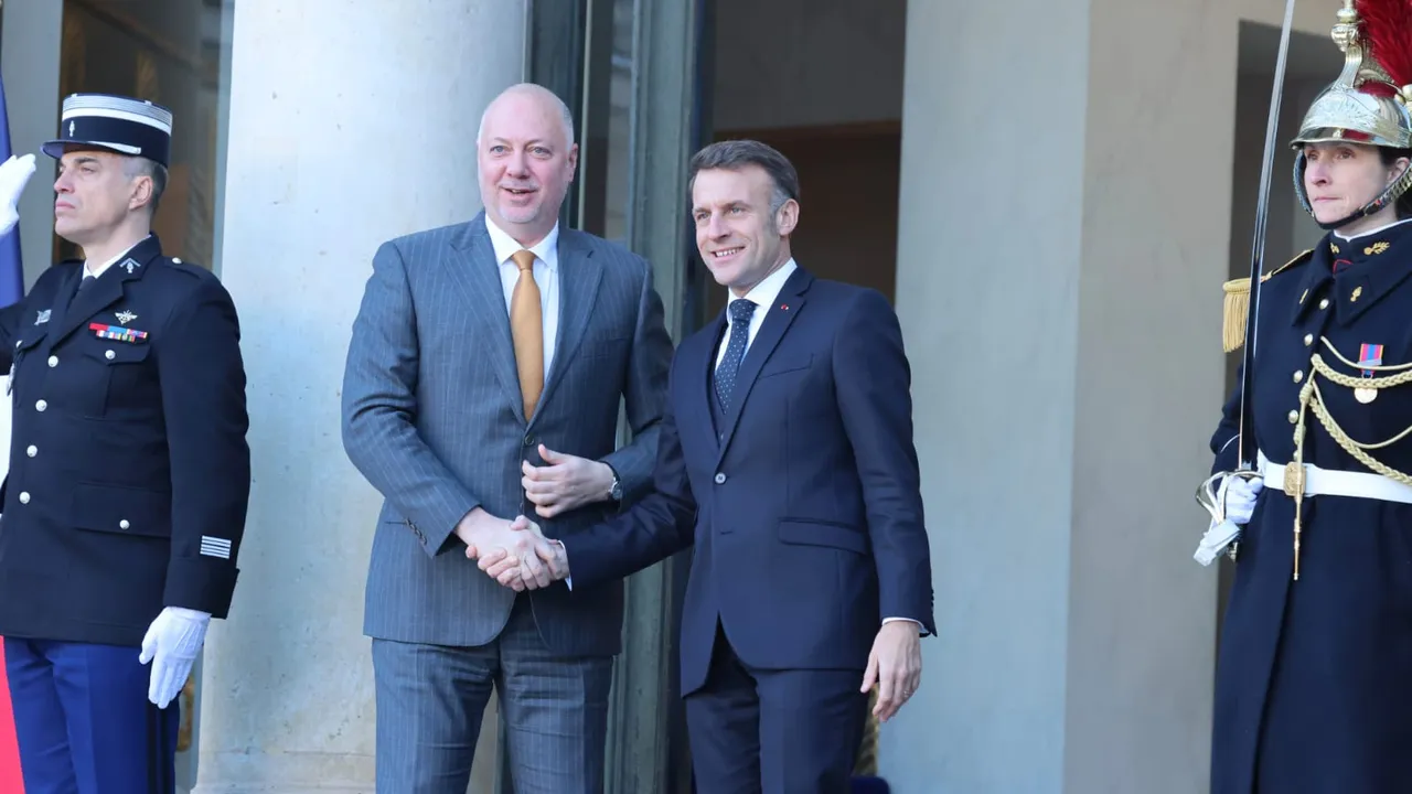 Макрон посрещна Желязков на срещата за Украйна в Париж