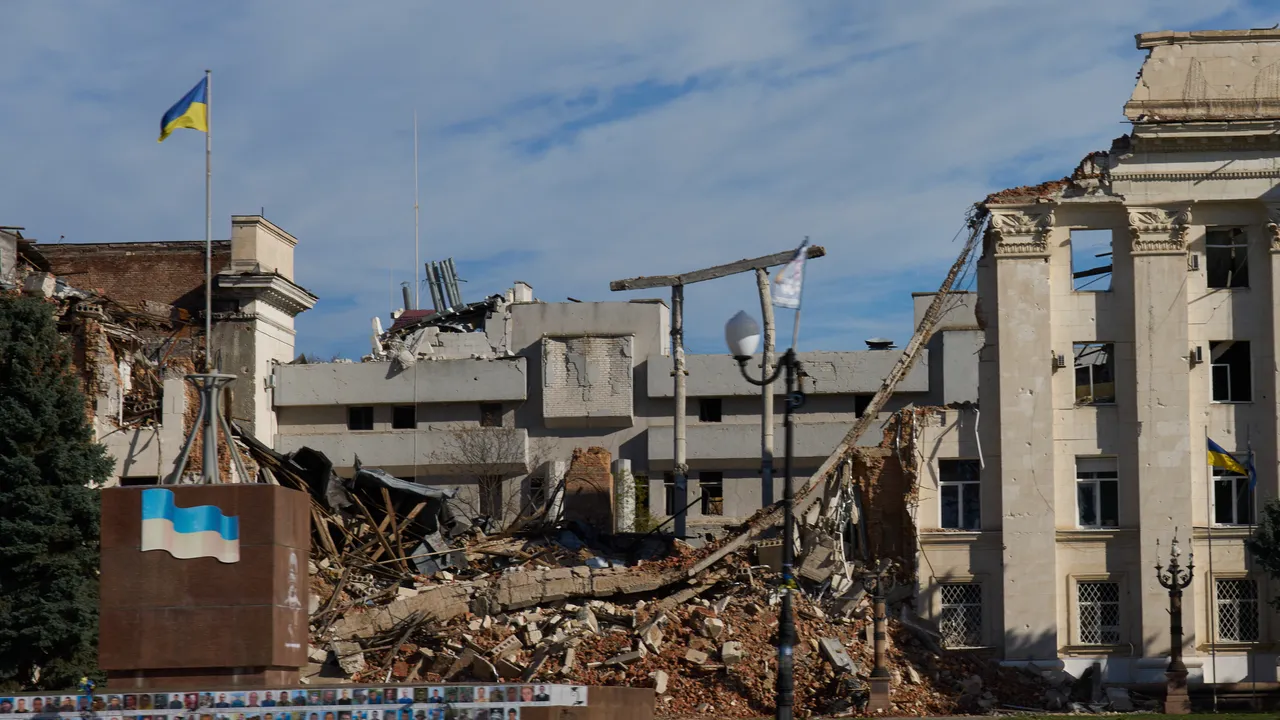 Сраженията между Русия и Украйна продължават въпреки дипломатическите усилия за мир
