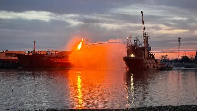 Дрон е ударил нефтен танкер в Черно море, пътуващ за Русия