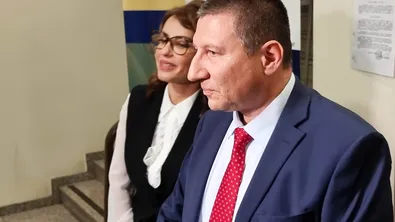 Конституционния съд не обсъжда становища, изпращани от Борислав Сарафов