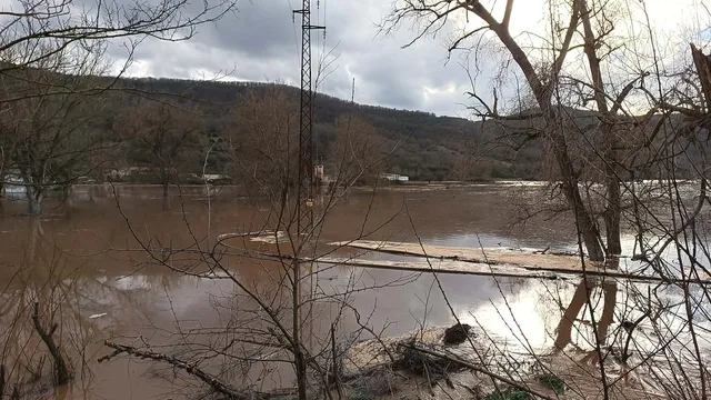 Язовир "Ивайловград" преля. Няма опасност за населението
