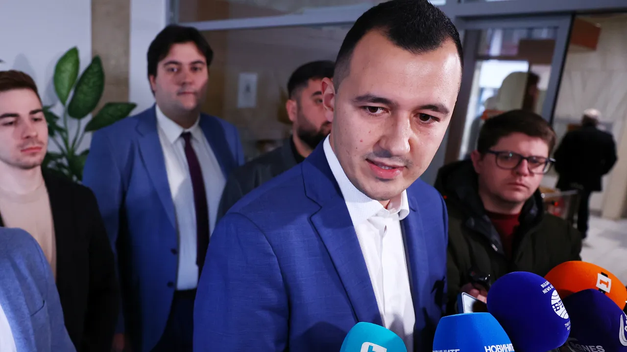 Младежката на БСП: смяна на ръководството и промяна