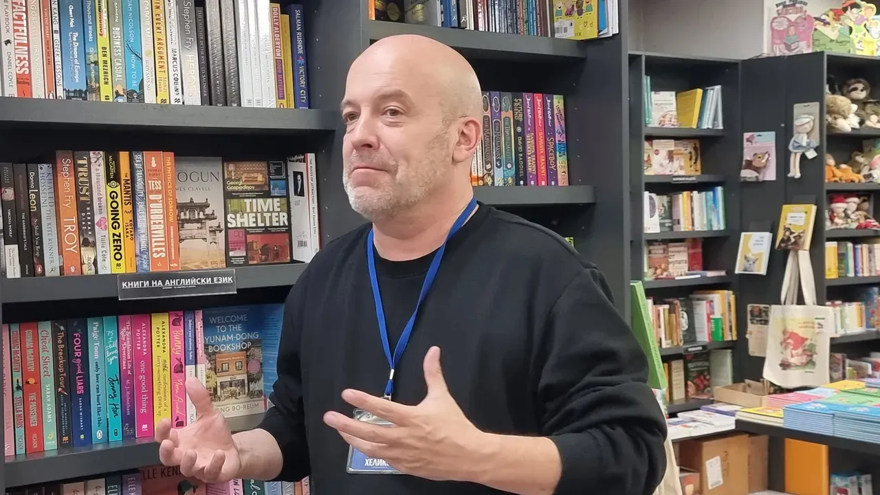 Иво Сиромахов: Партиите са секти, в които има един вожд, а всички други са безгласни букви