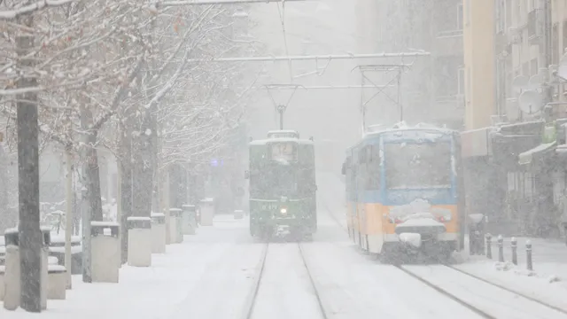 София минава на зимен режим
