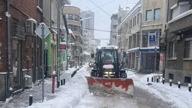 20 см сняг в Русенско, селата в областта са без ток