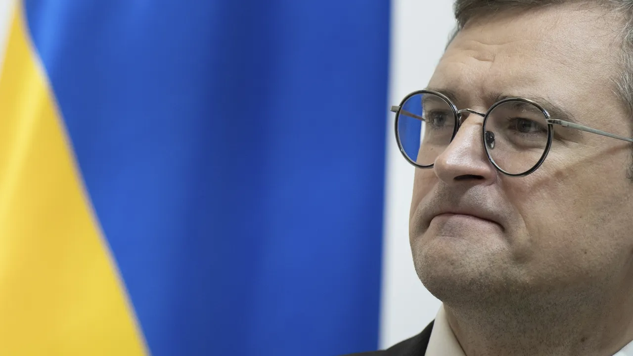 Кулеба: Само парламентът не е достатъчен, за да легитимира мирно споразумение с Русия